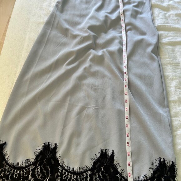 Mustard Seed Lilac and black lace evening dress or negligee - Picture 5 of 9